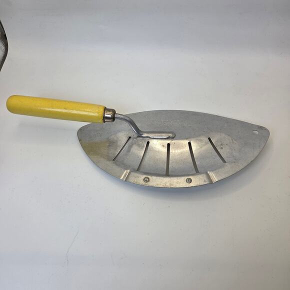 Foley Vintage Aluminum Food Press Rocker Chopper Masher Yellow Handle USA - Picture 3 of 8